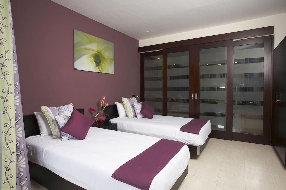 Grand Bay Suites Kültér fotó