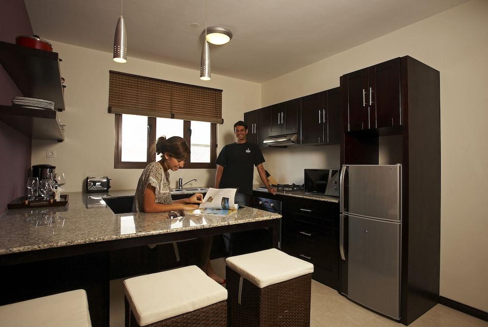 Grand Bay Suites Kültér fotó