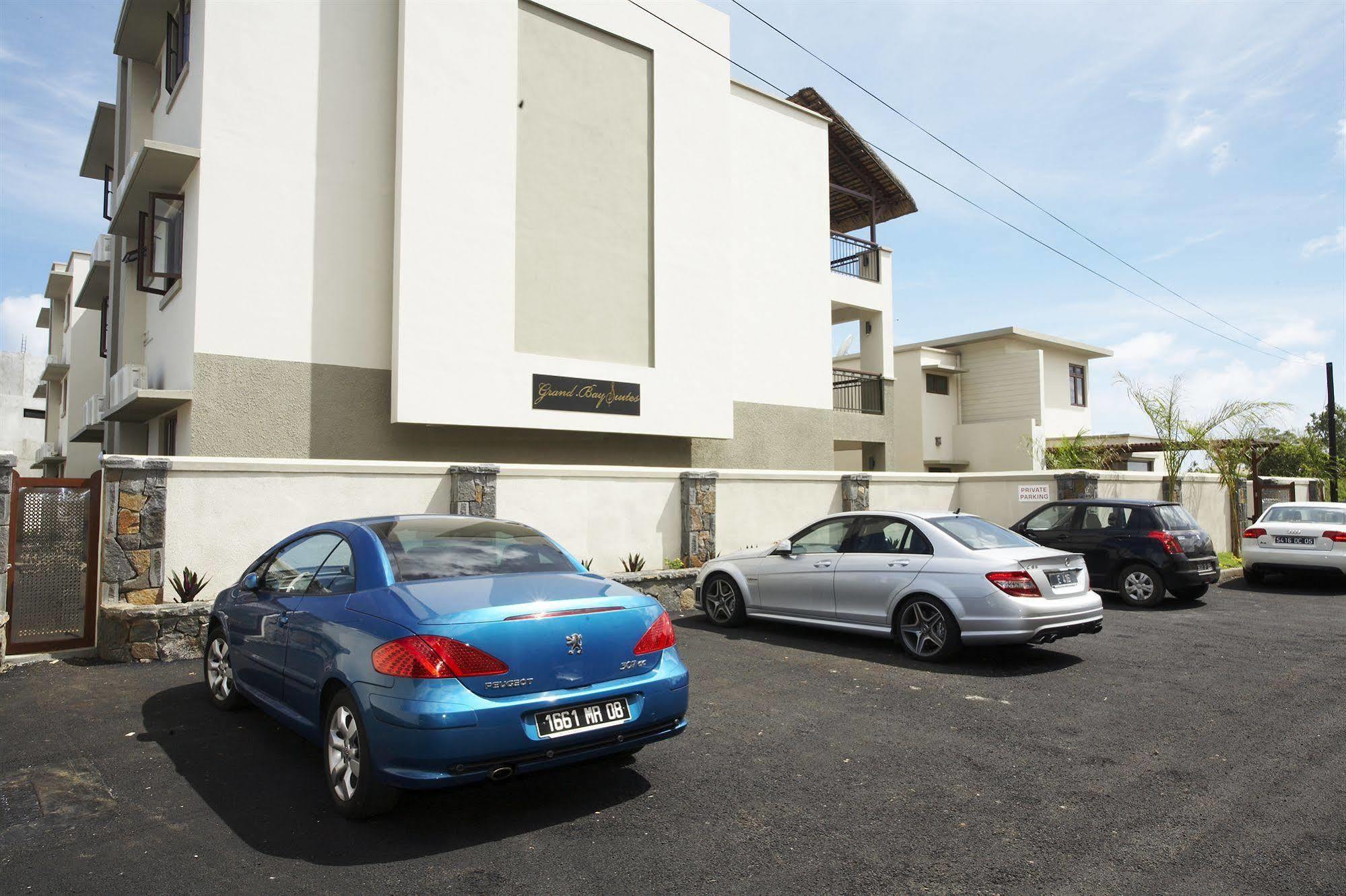 Grand Bay Suites Kültér fotó